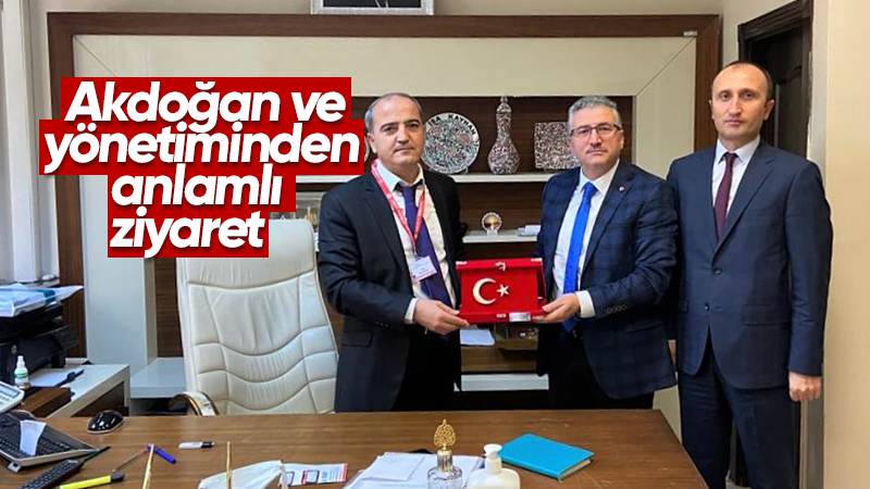 Akdoğan ve yönetiminden anlamlı ziyaret 