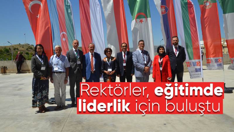 Rektörler eğitimde liderlik için buluştu 