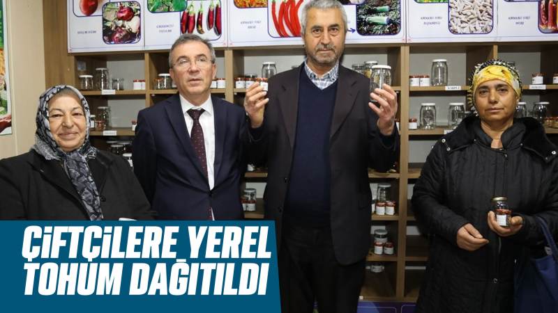 Çiftçilere yerel tohum dağıtıldı