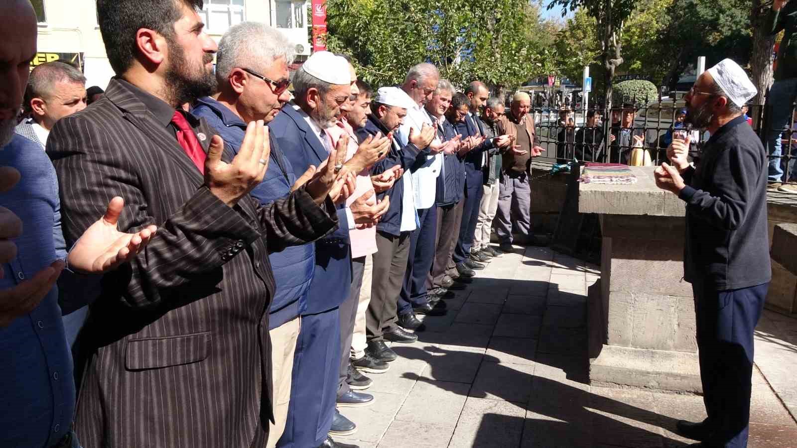 Niğde’de hayatını kaybeden Filistinliler için ‘gıyabi cenaze namazı’ kılındı