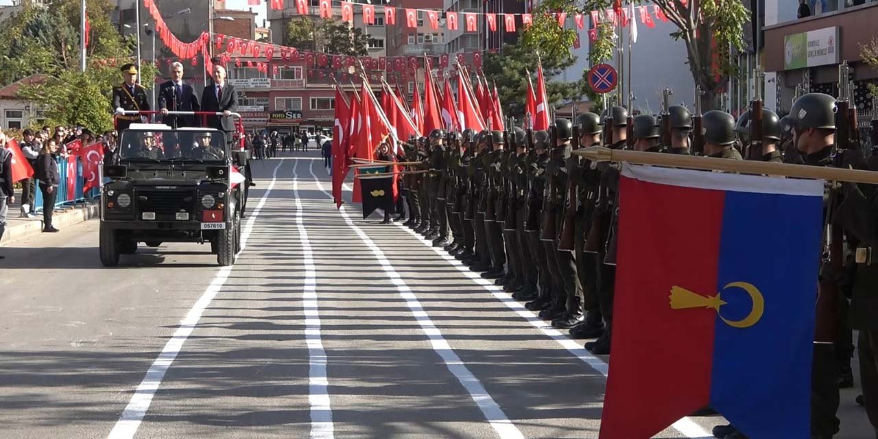 Kırıkkale'de Cumhuriyet'in 100. yılı kutlandı