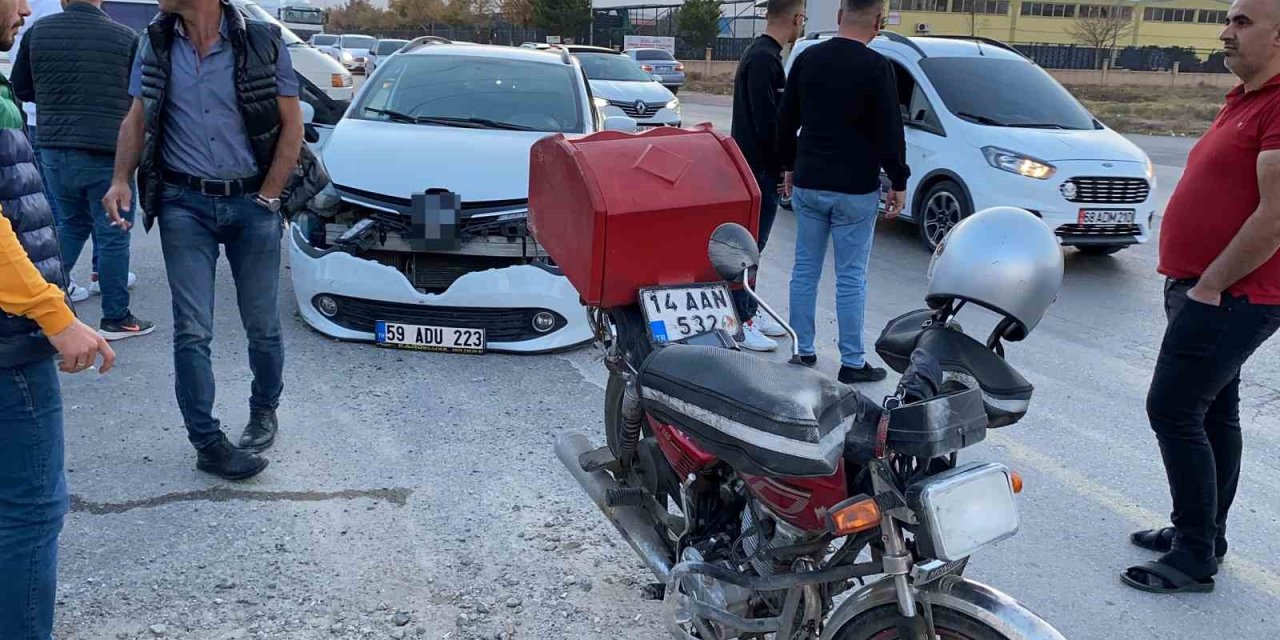 Aksaray'da otomobil ile motosiklet çarpıştı: 1 ağır yaralı