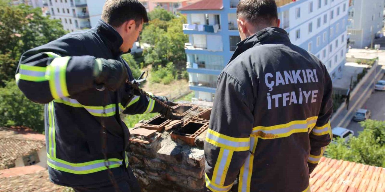 İtfaiye ekiplerinden karbonmonoksit zehirlenmelerine karşı baca temizliği uyarısı