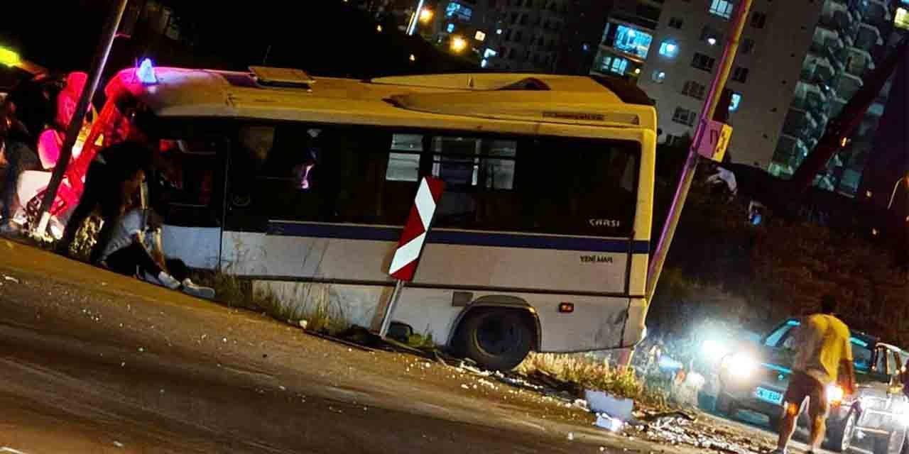 Kırıkkale’de feci kaza! 22 kişi yaralandı