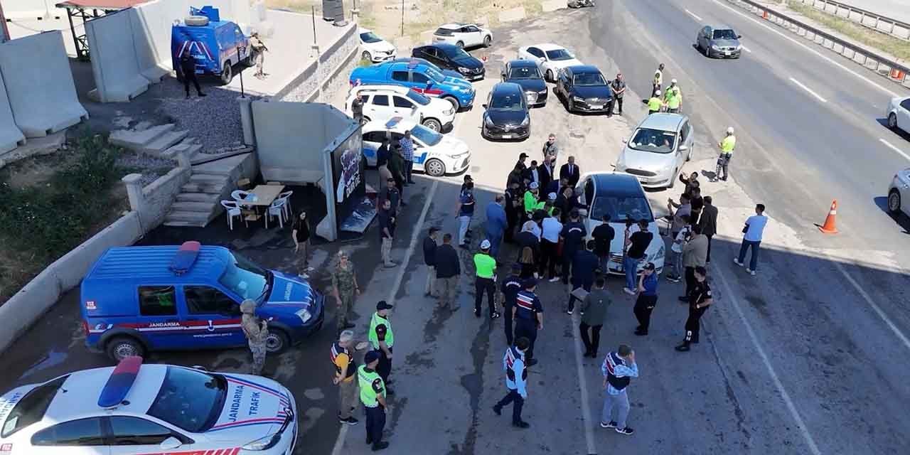 Trafikte araç sayısı 12 binden 80 bine çıktı