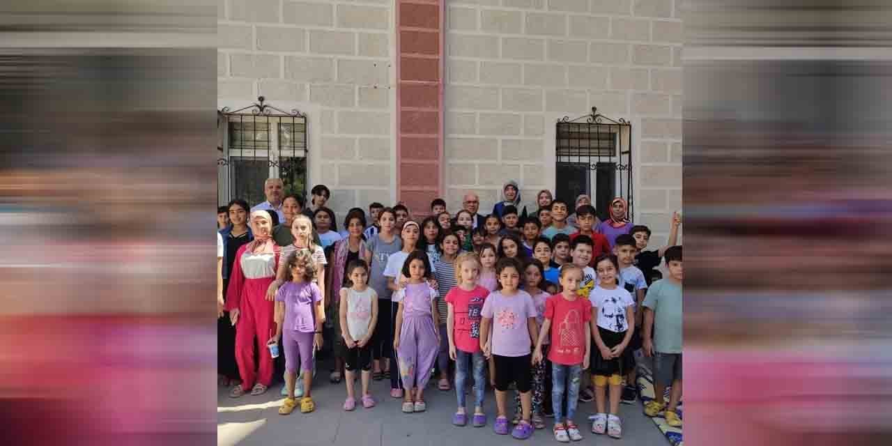 Bağış Camii'nde kurslara renkli veda