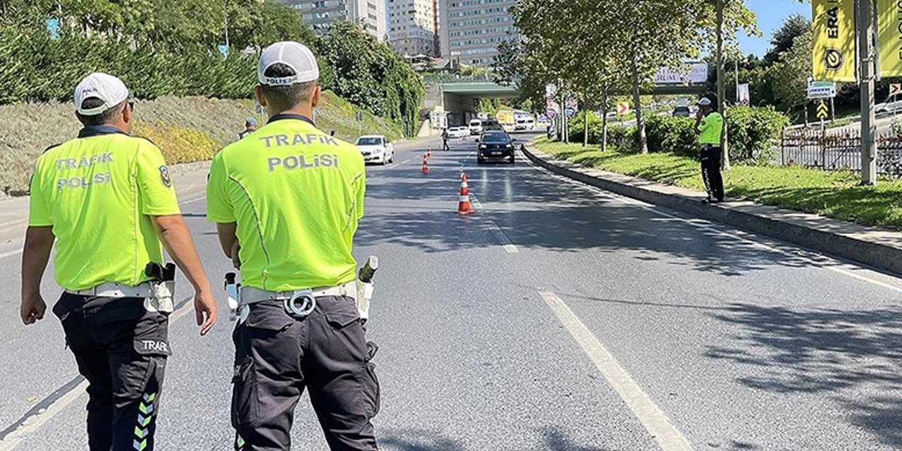 Çevreye rahatsızlık veren 131 araca ceza!