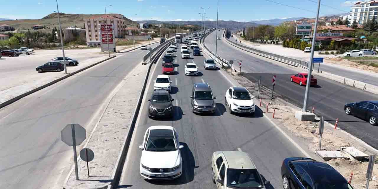 Kırıkkale-Kırşehir yoluna dikkat! Trafiğe kapatıldı