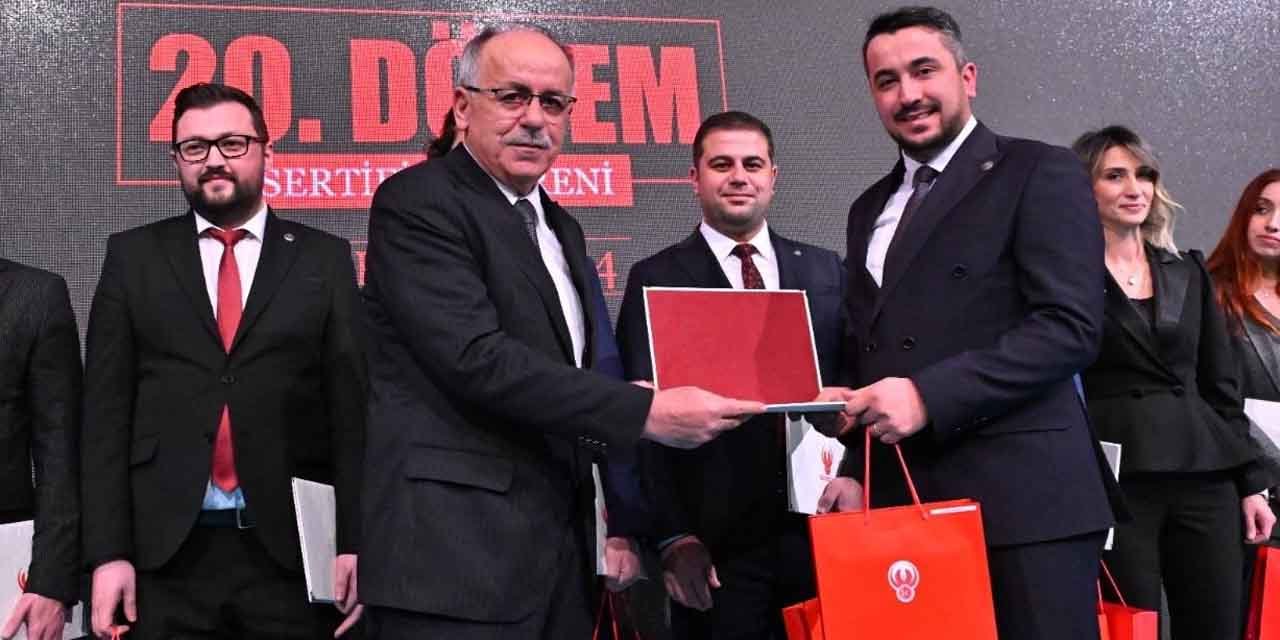 MHP’den Saygılı’ya başarı belgesi