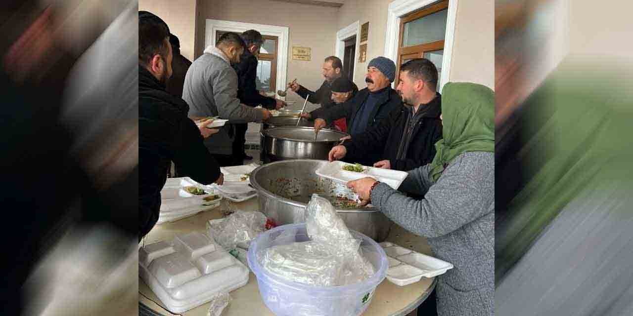 Umre yolcularına helallik yemeği