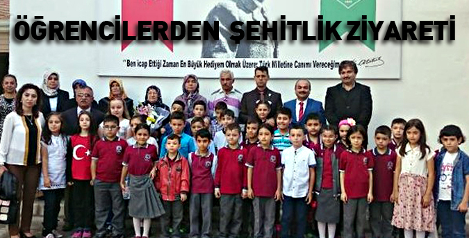 Öğrencilerden şehitlik ziyareti