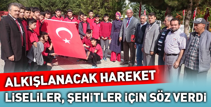 Liseliler, şehitler için söz verdi