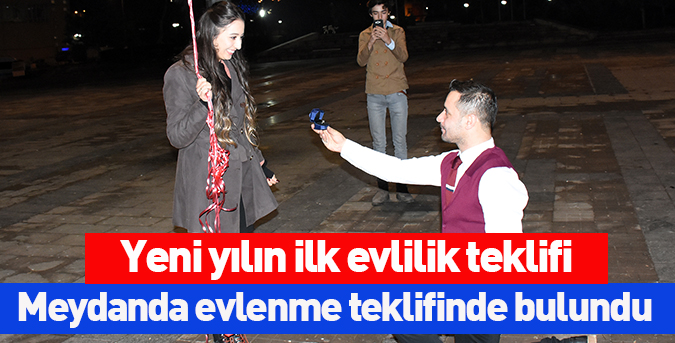 Yeni yılın ilk evlilik teklifi