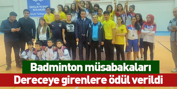 Badminton müsabakaları