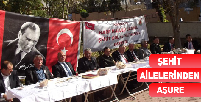 Şehit ailelerinden aşure