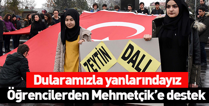 Öğrencilerden Mehmetçik’e destek