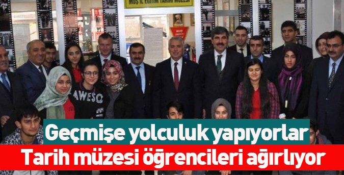 Tarih müzesi öğrencileri ağırlıyor