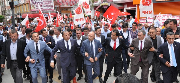 MHP adaylarını tanıttı