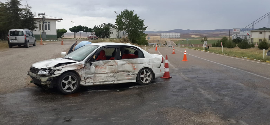 Kırıkkale'de Trafik Kazası: 8 Yaralı