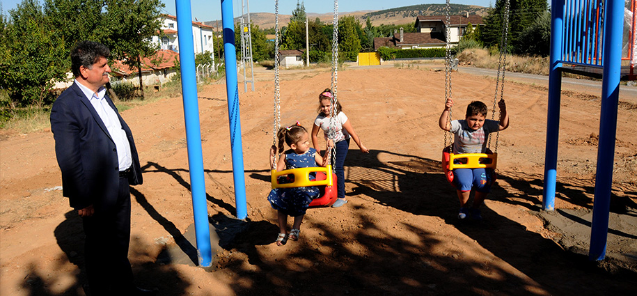 Bahşılı’da çocuklara oyun parkı