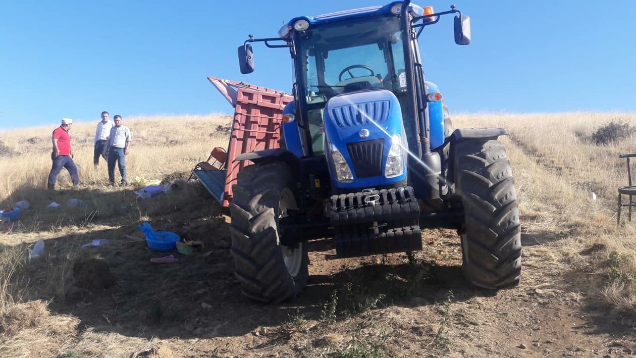 Kırıkkale'de Traktörün Römorku Devrildi: 15 Yaralı