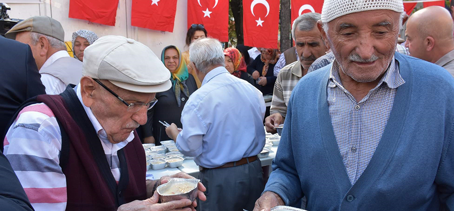 Şehit Ailelerinden Aşure Etkinliği