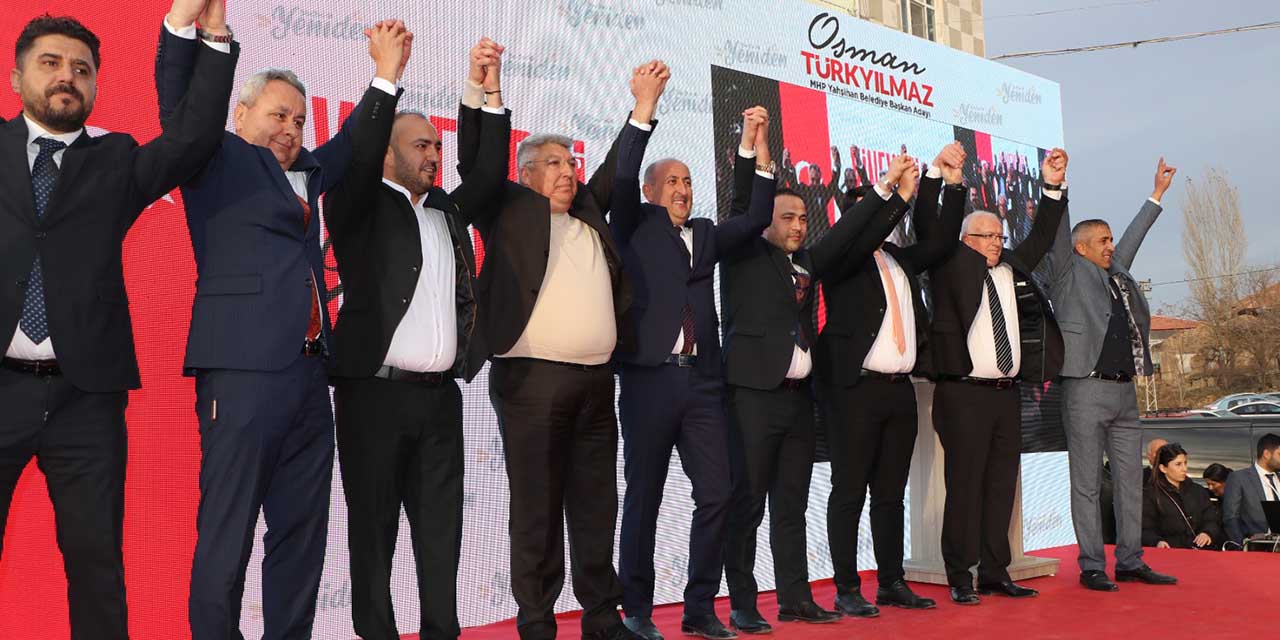 turkyilmazdan-miting-gibi-secim-burosu-acilisi-3.jpg