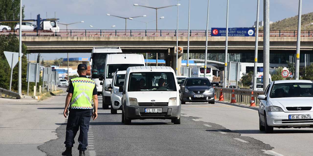 trafige-kayitli-arac-sayisi-75-bin-oldu-1.jpg