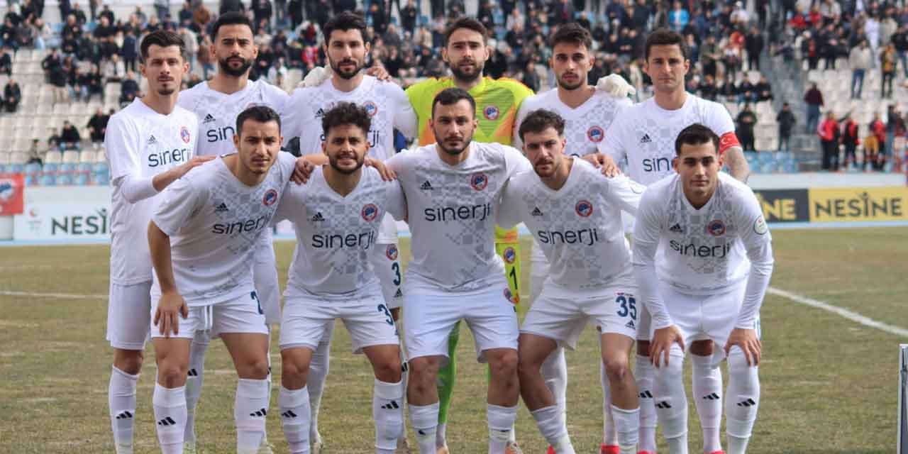 kirikkale-fk-sebat-genclikspor-maci-ertelendi-jpg2.jpg