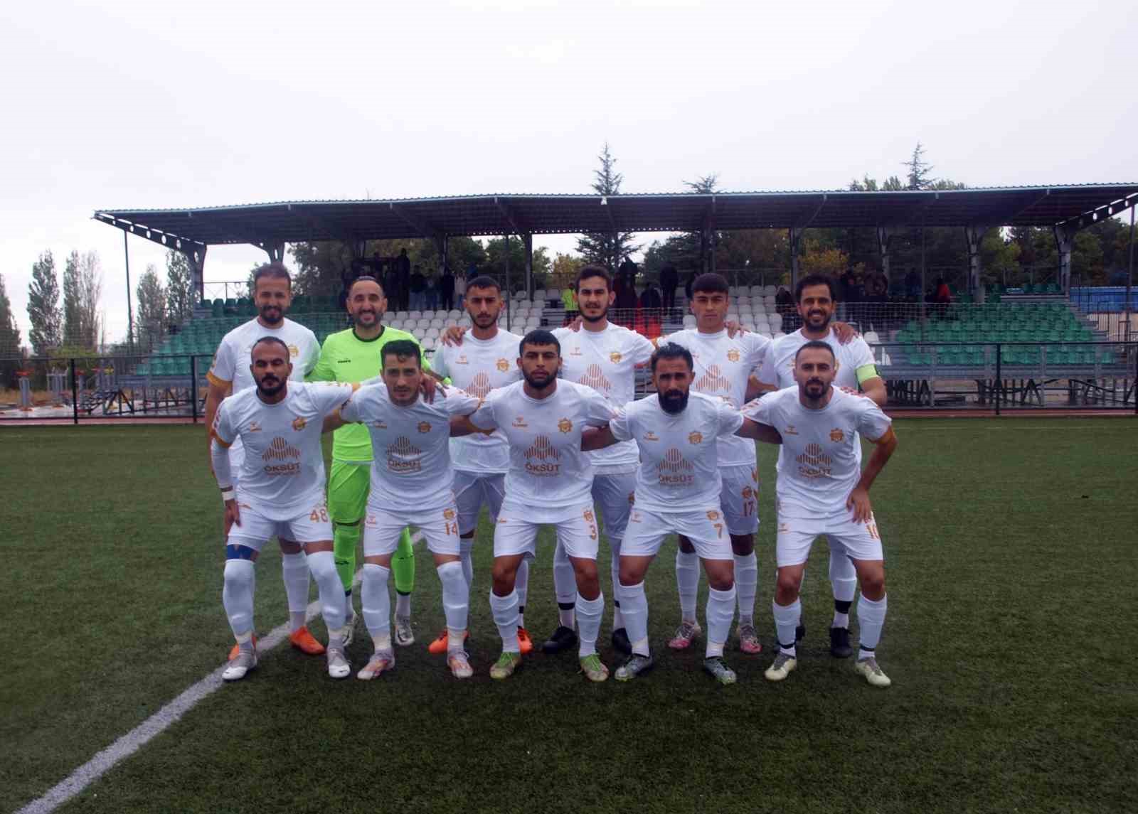 652cddde7495f-bolgesel-amator-lig-develigucu-sk1-erzincan-ulalarspor11.jpg