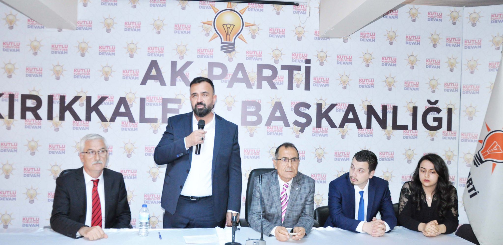 AK-Parti’de-yoğun-mesai11.jpg